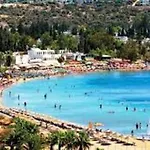 Emelce Αλικαρνασσός