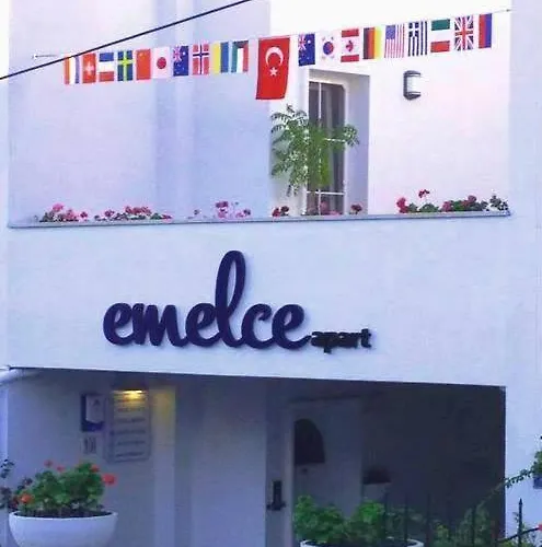 Emelce Apartmanhotel