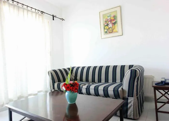 Emelce Apartmanhotel