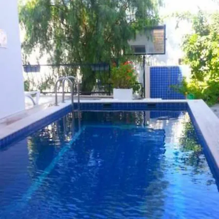 艾玛瓦公寓酒店 3* 博德鲁姆